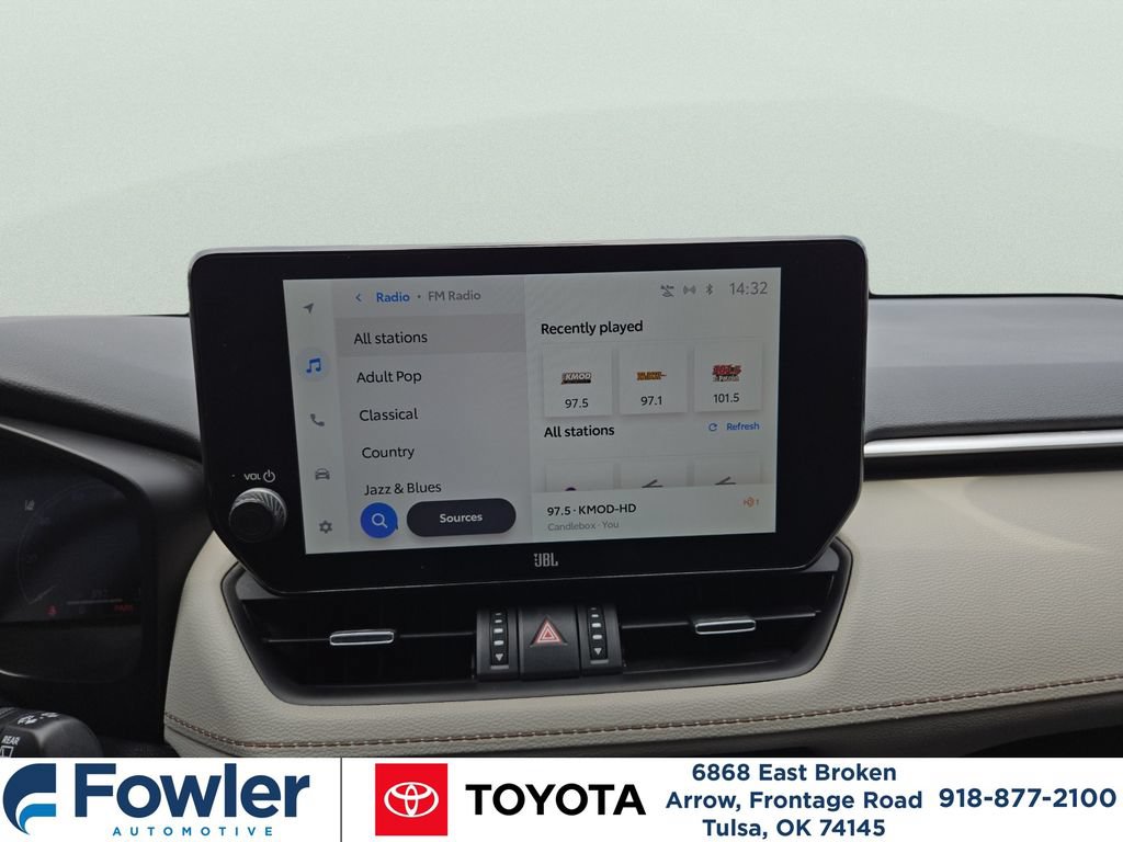 Used 2024 Toyota RAV4 Limited AWD/4WD image 17