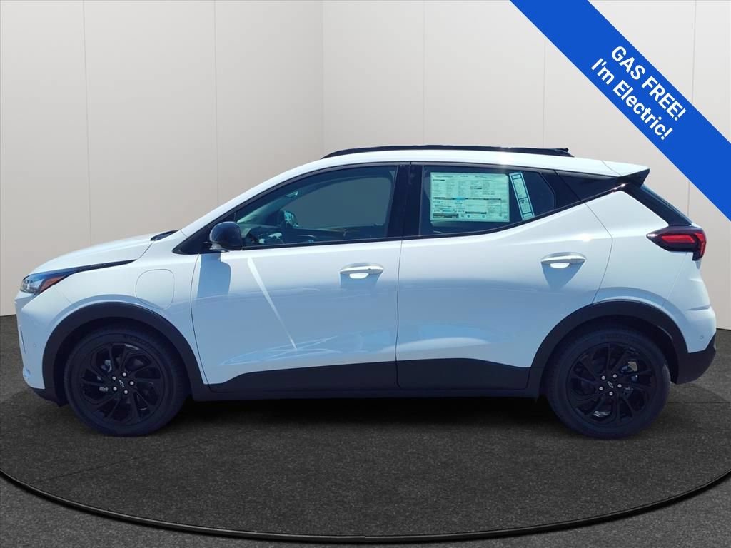 New 2027 Chevrolet Bolt RS w/ Super Cruise Package FWD image 2