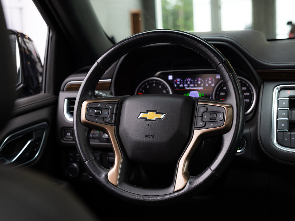 Used 2021 Chevrolet Tahoe High Country w/ Premium Package AWD/4WD image 13