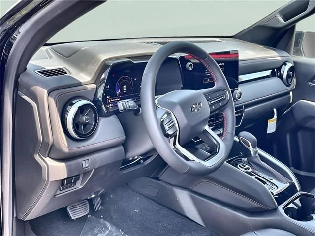 New 2025 Chevrolet Colorado Z71 w/ Midnight Edition AWD/4WD image 2