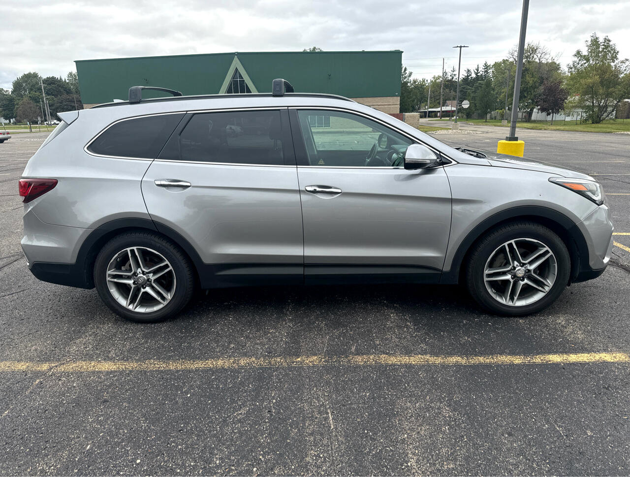 Used 2018 Hyundai Santa Fe AWD w/ SE Ultimate Tech Package 03 image 5