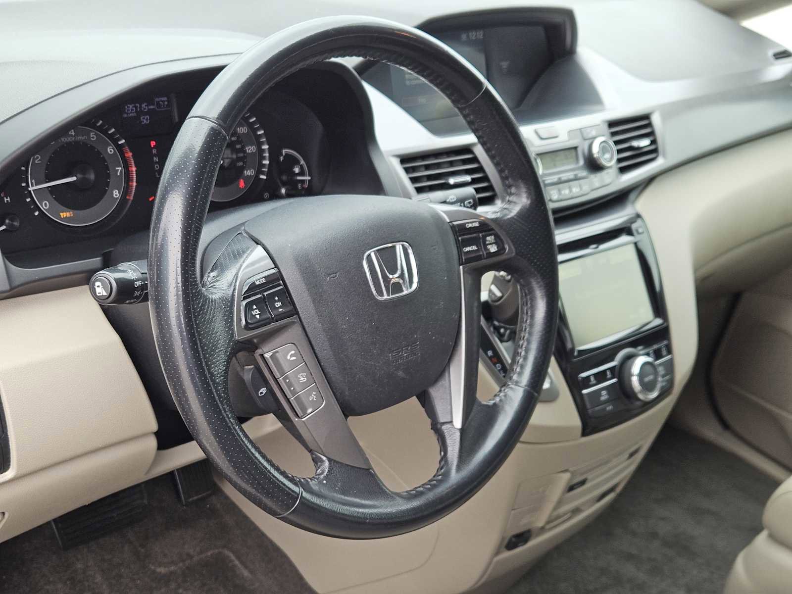 Used 2014 Honda Odyssey EX-L image 2