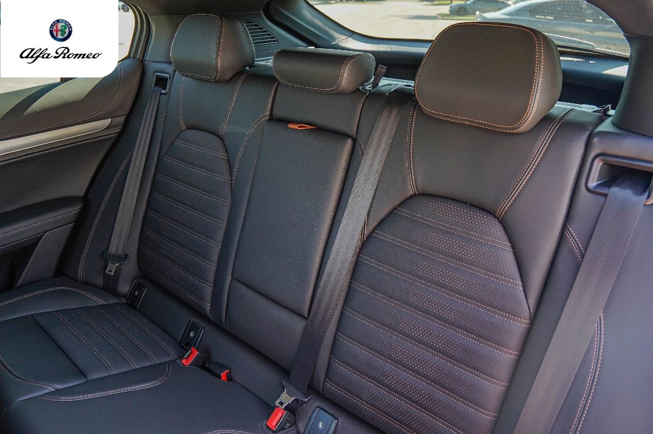 New 2025 Alfa Romeo Stelvio Sprint image 26