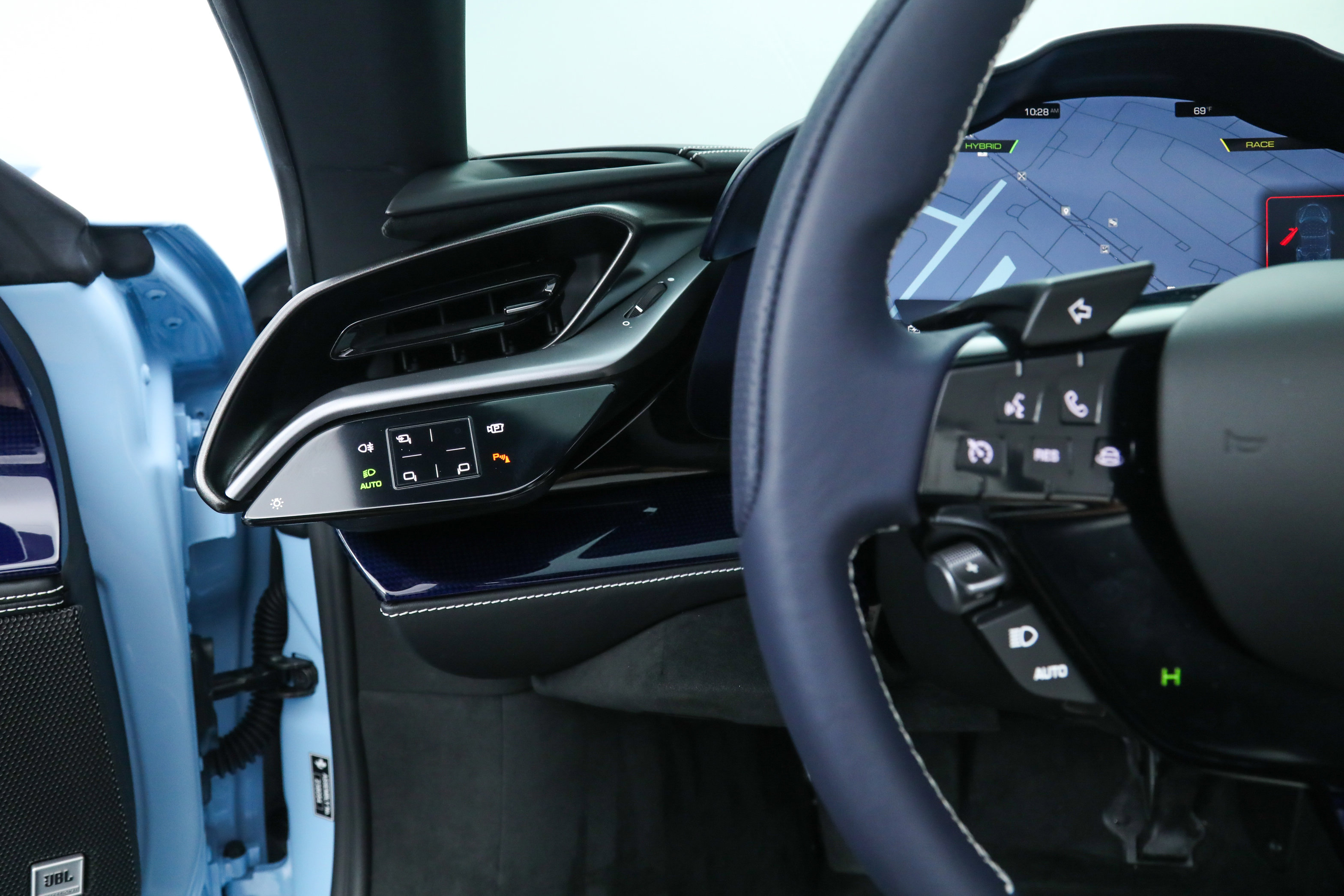 Certified 2025 Ferrari SF90 Spider AWD/4WD image 30