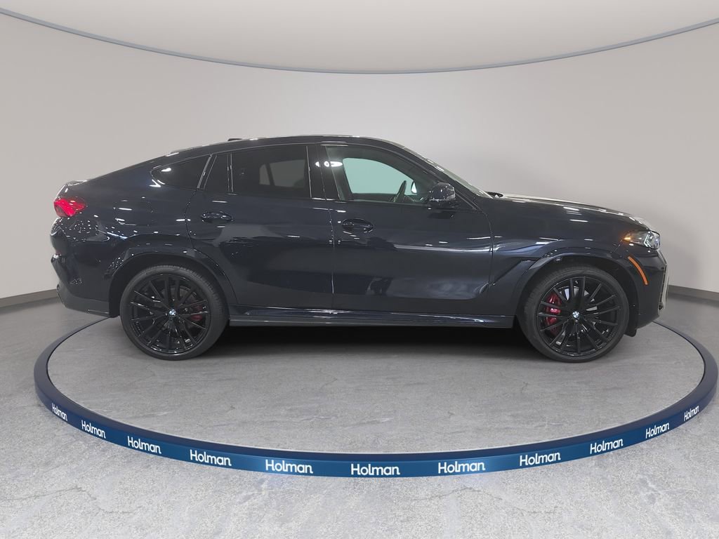 Certified 2025 BMW X6 xDrive40i w/ Premium Package AWD/4WD image 5