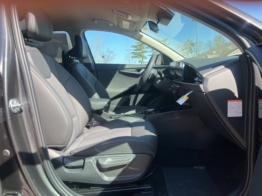 New 2025 Kia Niro EX w/ EX Cold Weather Package image 15
