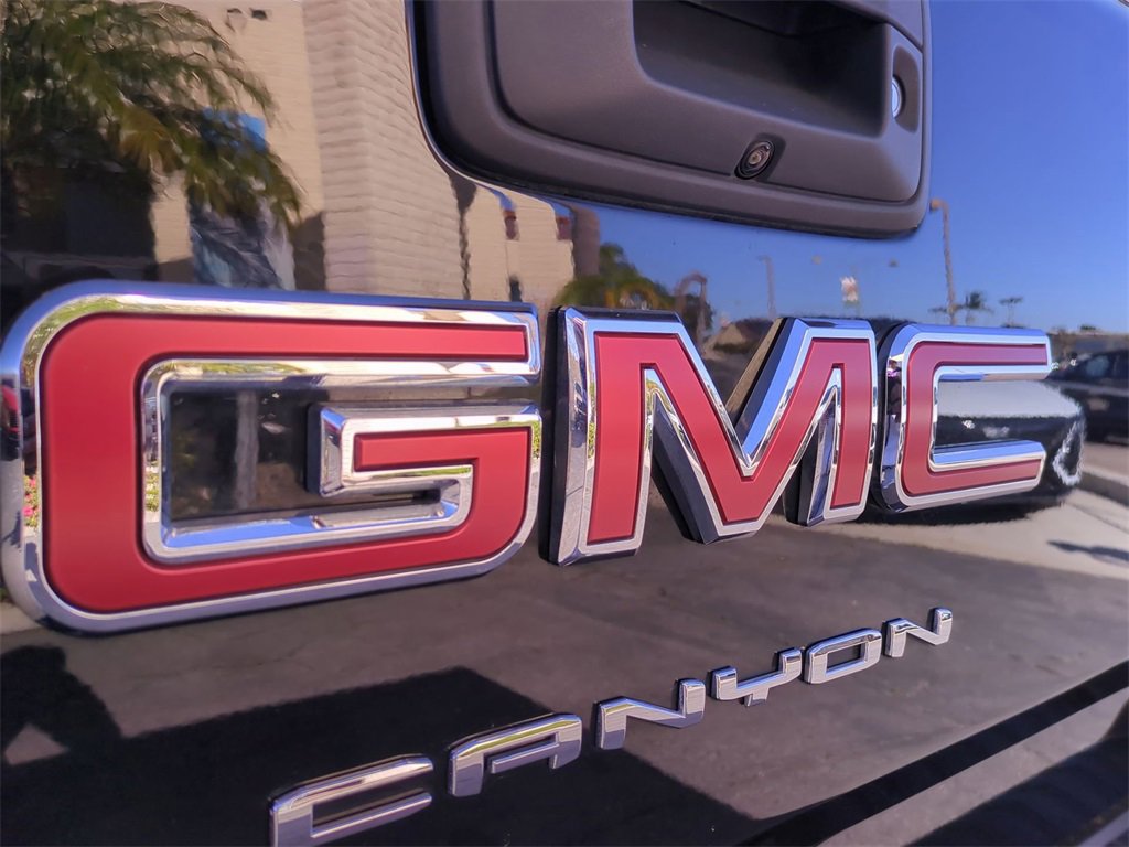 Certified 2022 GMC Canyon Elevation w/ Trailering Package image 31
