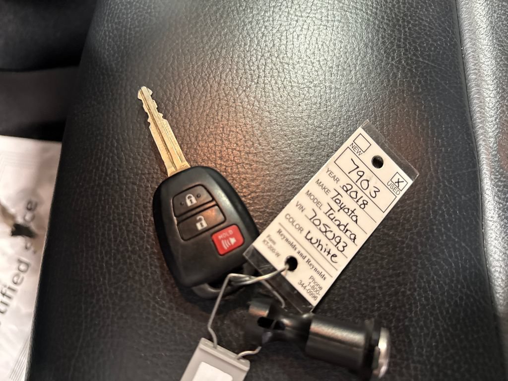 Used 2018 Toyota Tundra Limited AWD/4WD image 23
