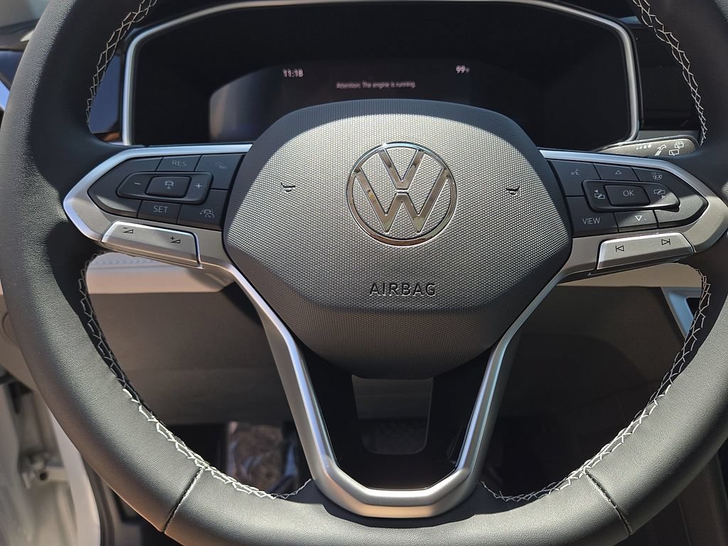 New 2026 Volkswagen Taos SE FWD image 25