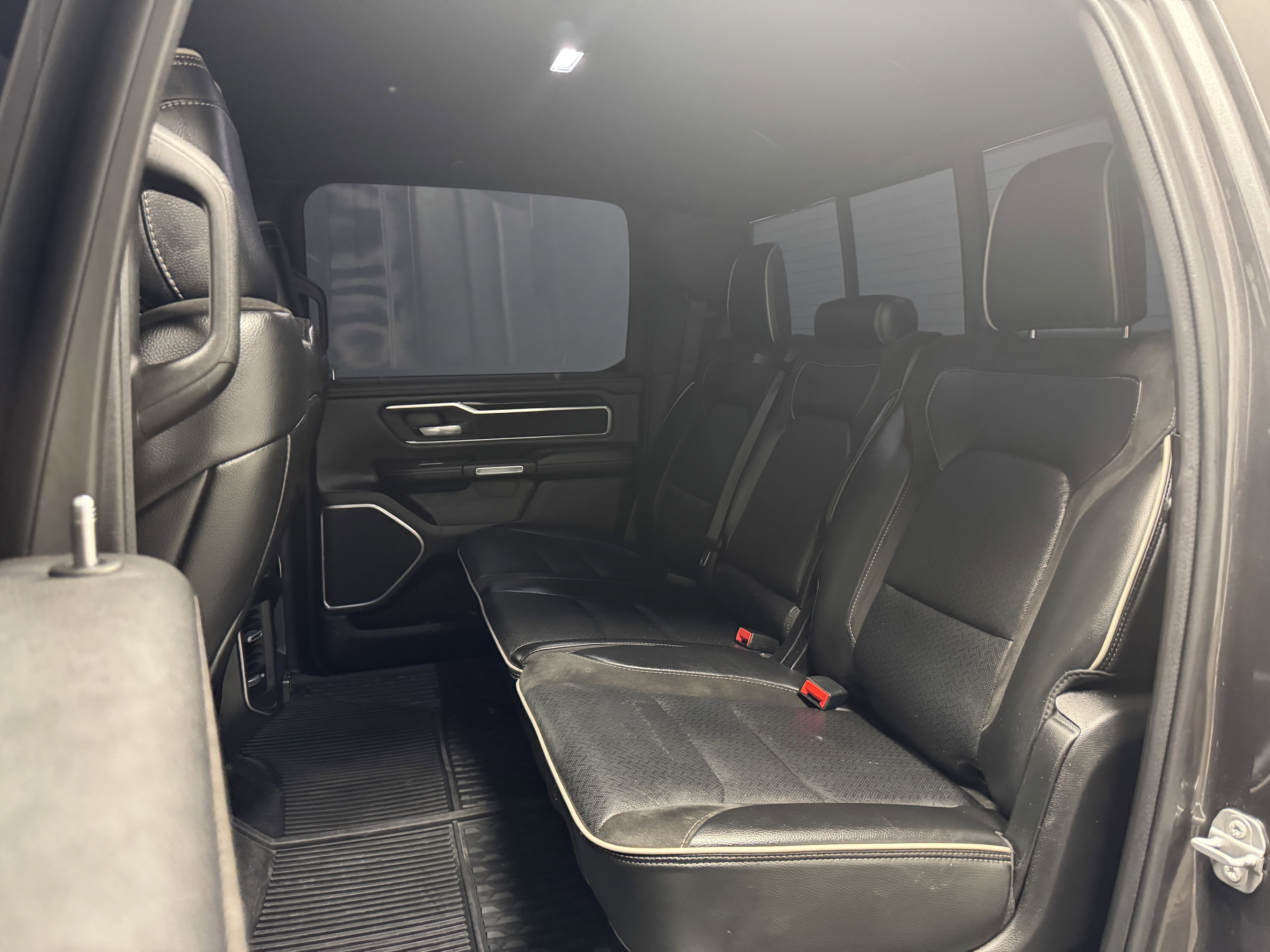 Used 2022 RAM 1500 Laramie image 16