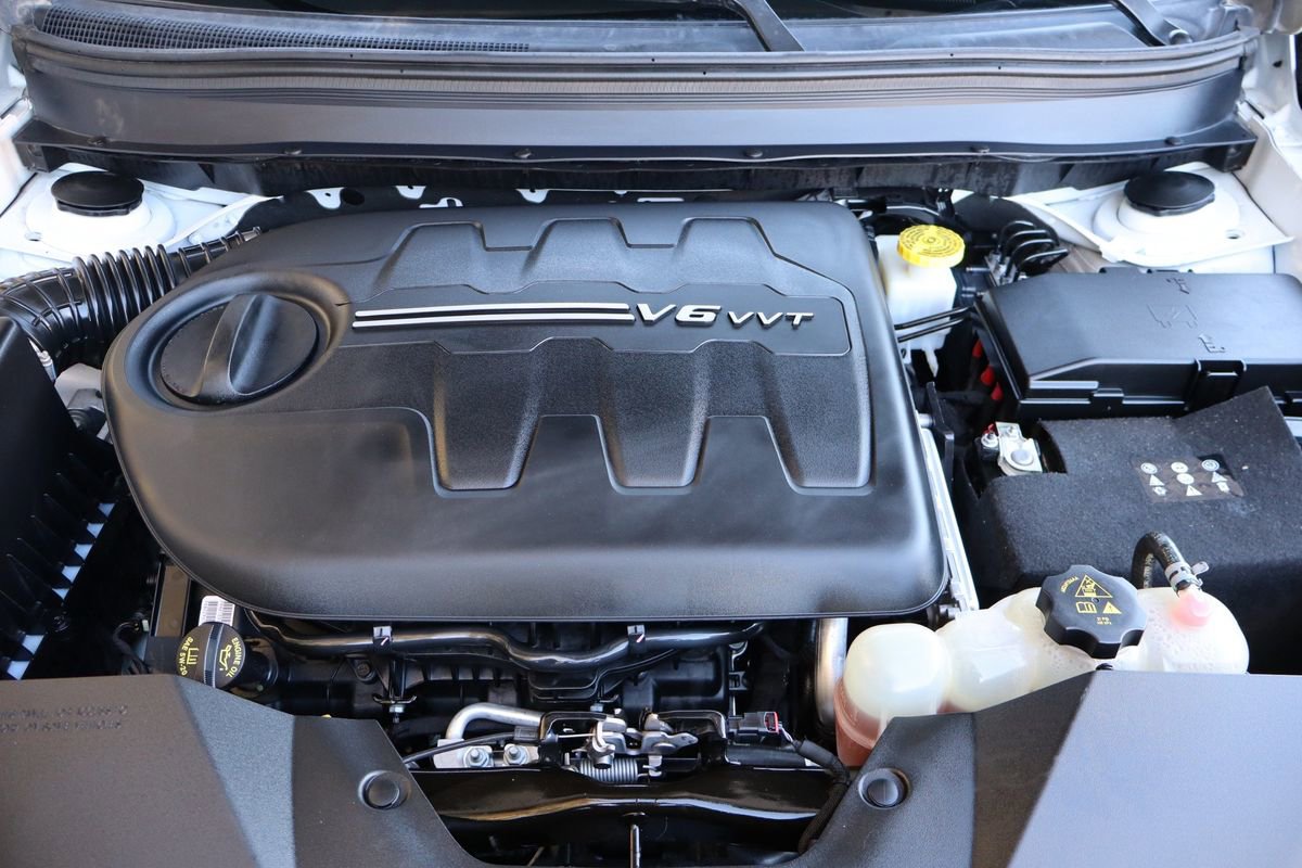 Used 2022 Jeep Cherokee Limited image 39