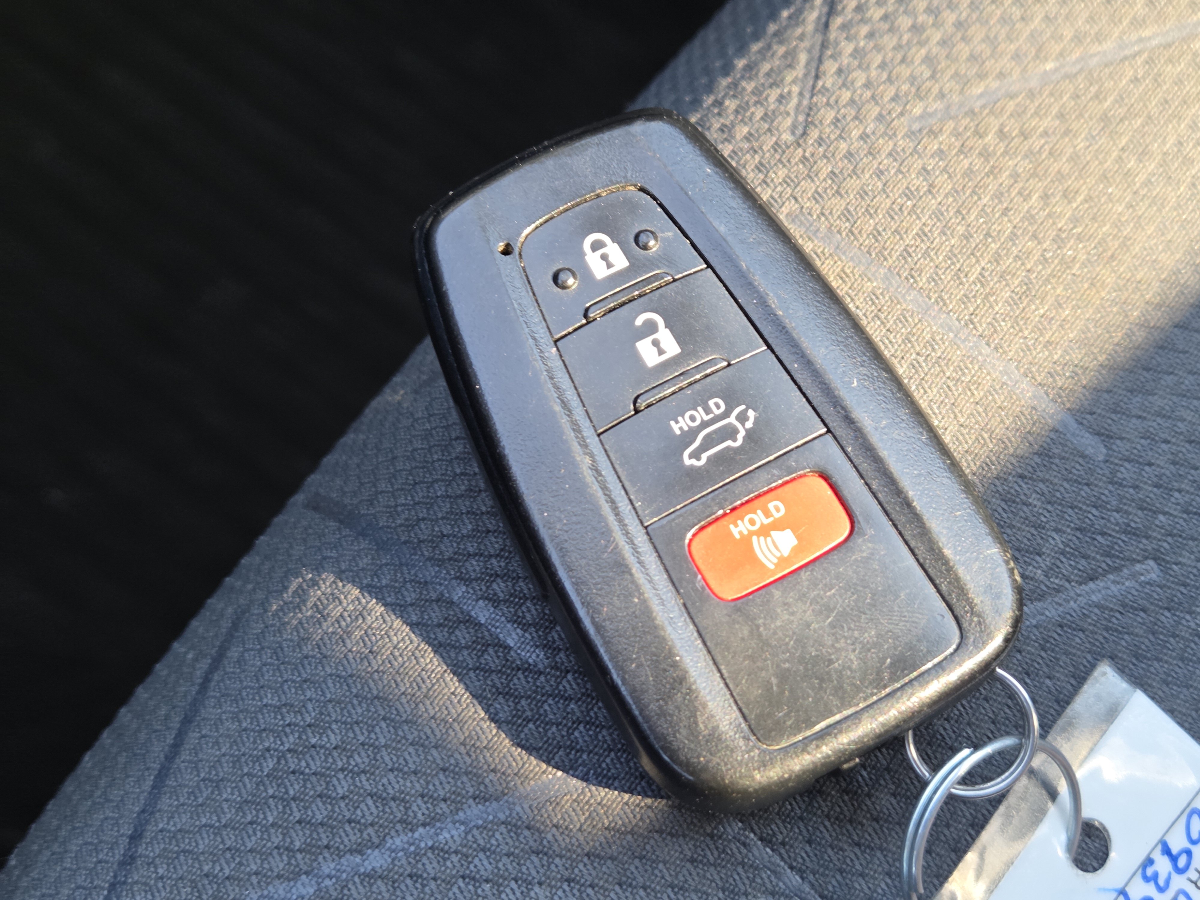 Used 2020 Toyota RAV4 XLE w/ Convenience Package AWD/4WD image 22