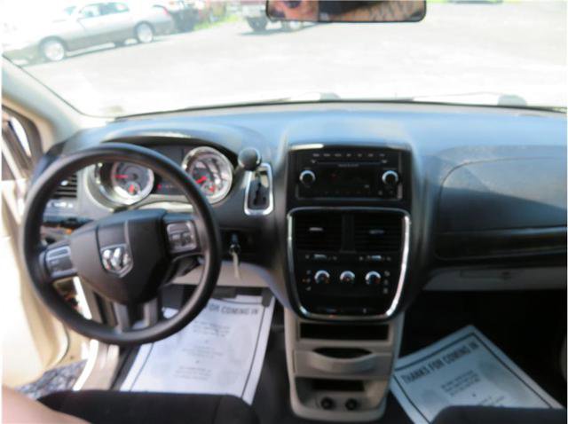 Used 2013 RAM C/V Tradesman image 19