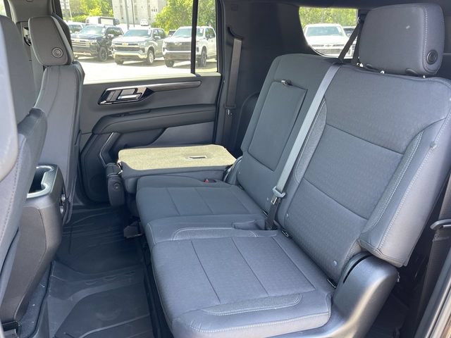 New 2026 Chevrolet Suburban LS w/ LPO, Dark Essentials Package AWD/4WD image 22