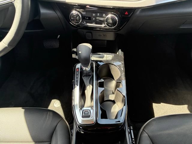 Used 2025 Chevrolet Trax ACTIV FWD image 17