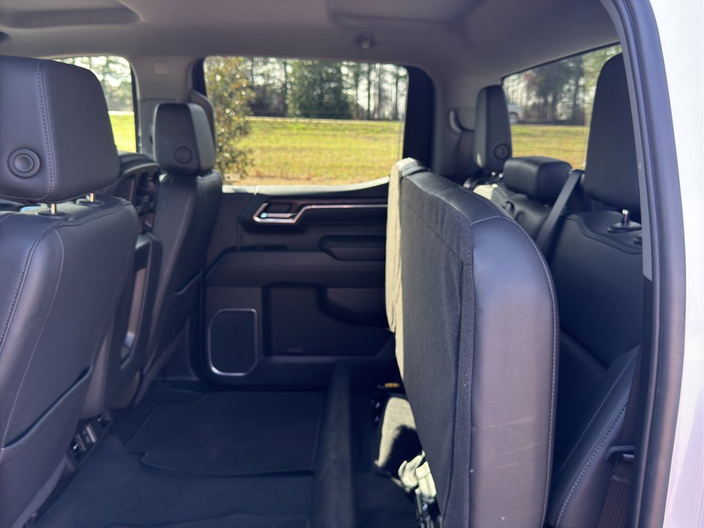 Used 2025 GMC Sierra 1500 SLT image 13