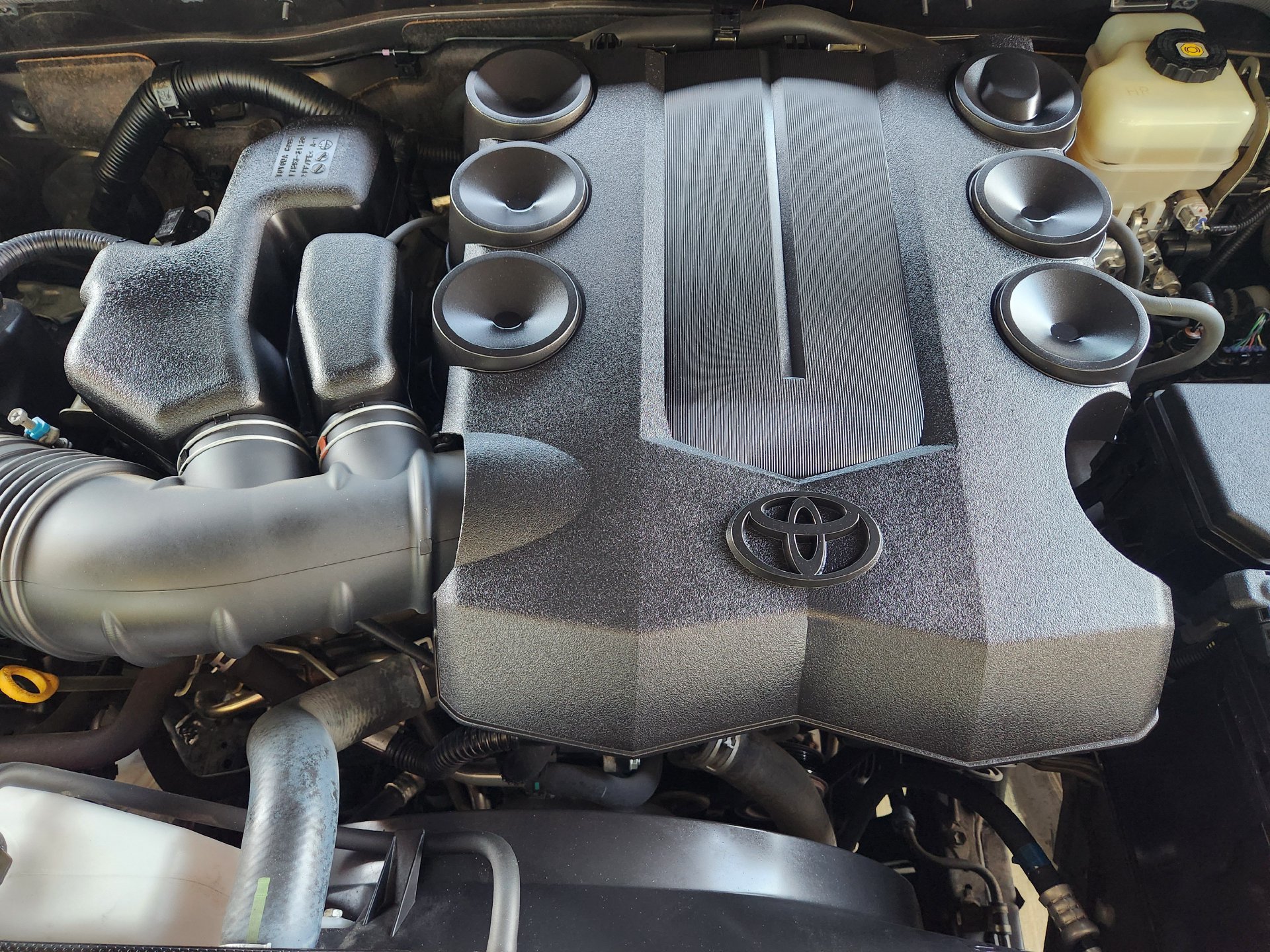 Used 2020 Toyota 4Runner SR5 Premium AWD/4WD image 33