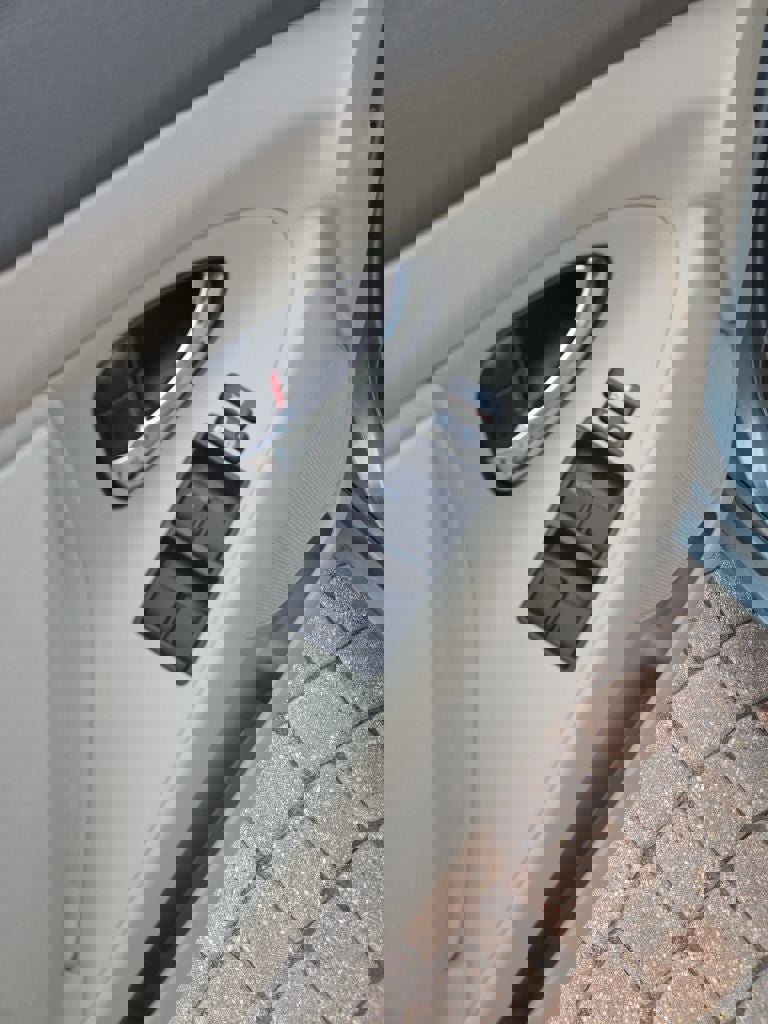 Used 2009 Toyota Camry LE image 12