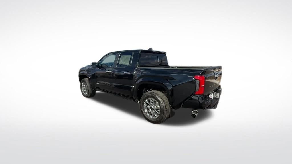 Used 2024 Toyota Tacoma Limited w/ Limited Package (LT) image 37