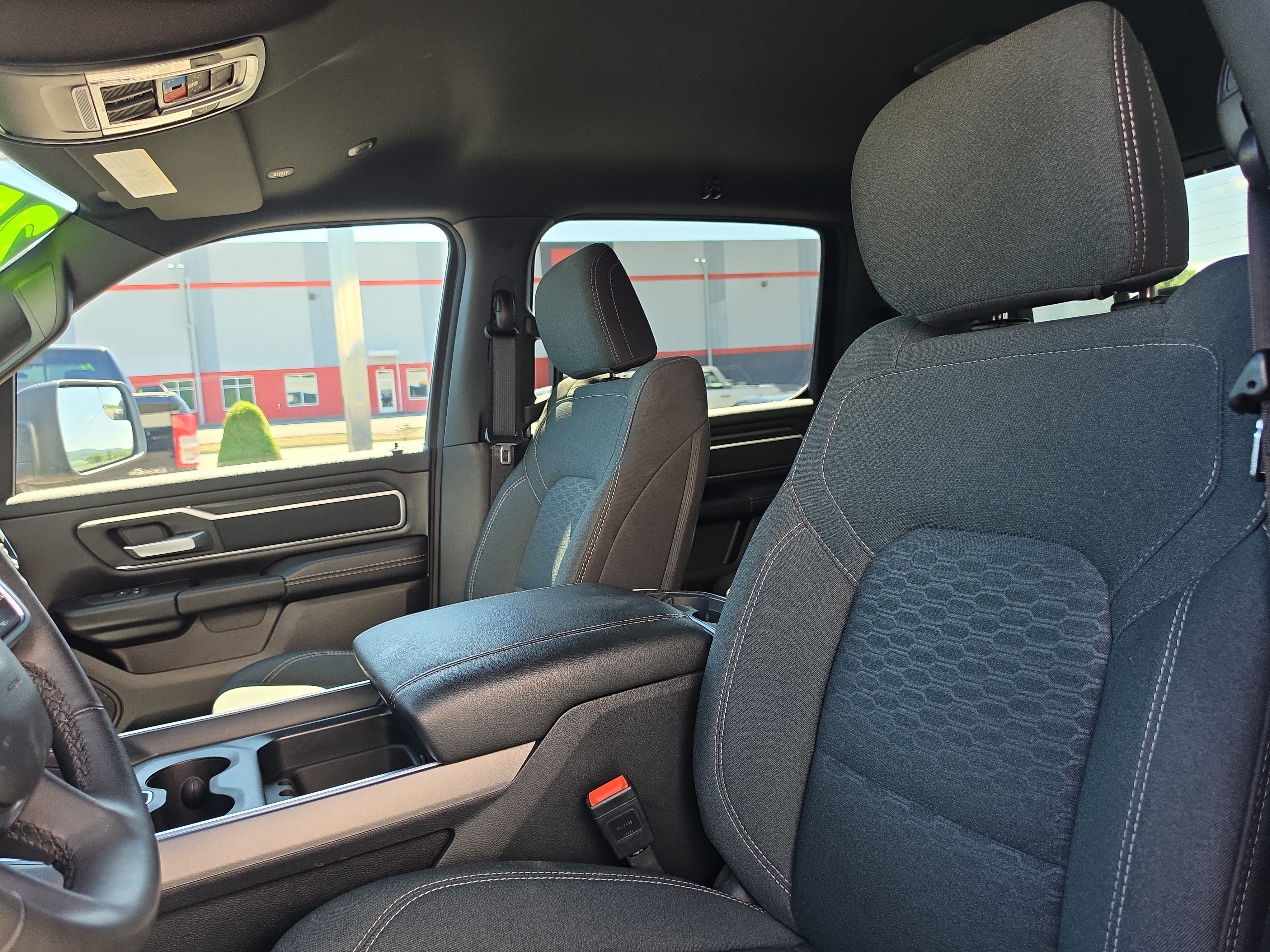 Used 2025 RAM 1500 Big Horn AWD/4WD image 12