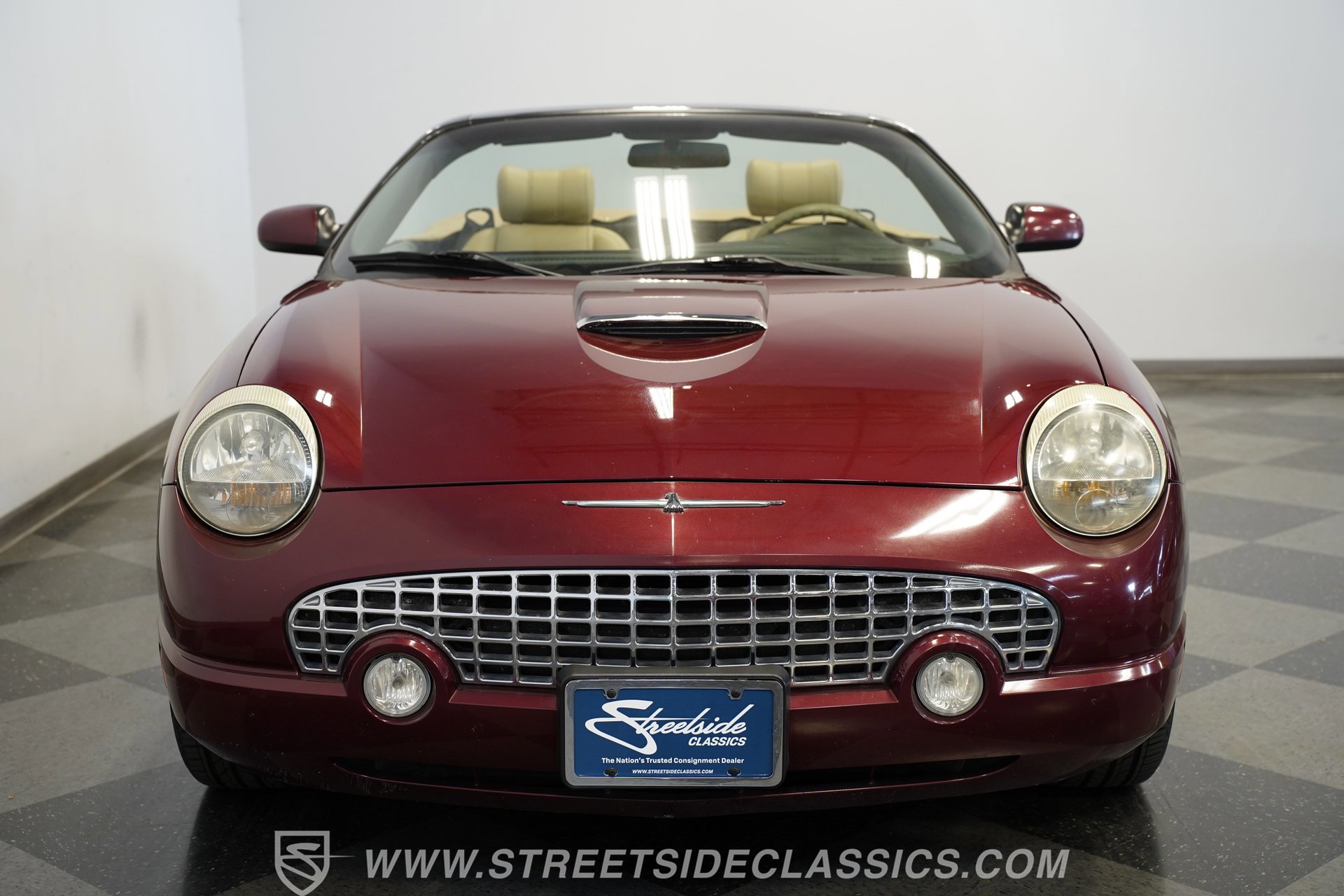 Used 2004 Ford Thunderbird RWD image 17