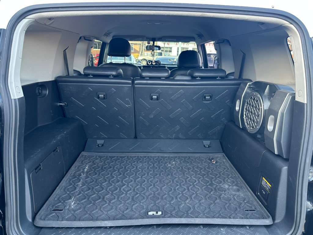 Used 2007 Toyota FJ Cruiser 4WD image 27