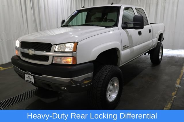 Used 2004 Chevrolet Silverado 2500 LT w/ Heavy-Duty Power Package AWD/4WD image 6