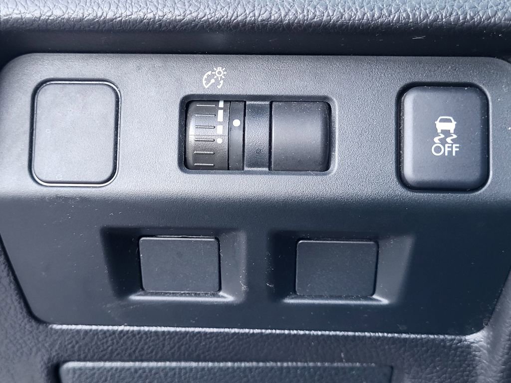 Used 2014 Subaru Impreza 2.0i Sport Premium image 18