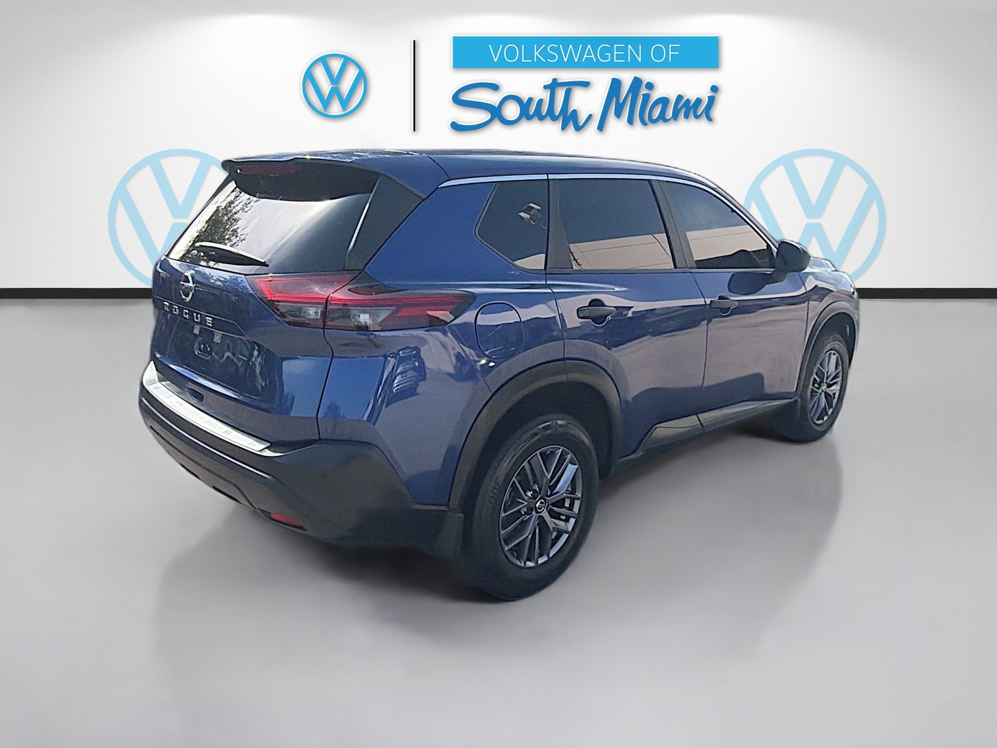 Used 2021 Nissan Rogue S FWD image 7