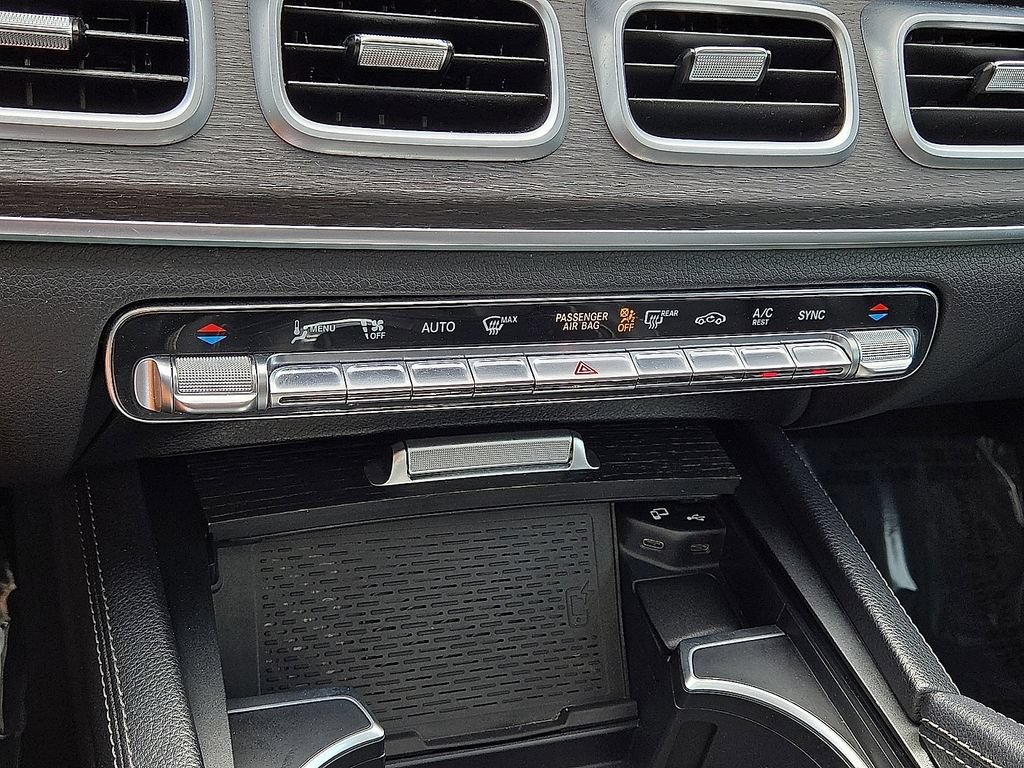 Used 2021 Mercedes-Benz GLS 580 4MATIC image 26