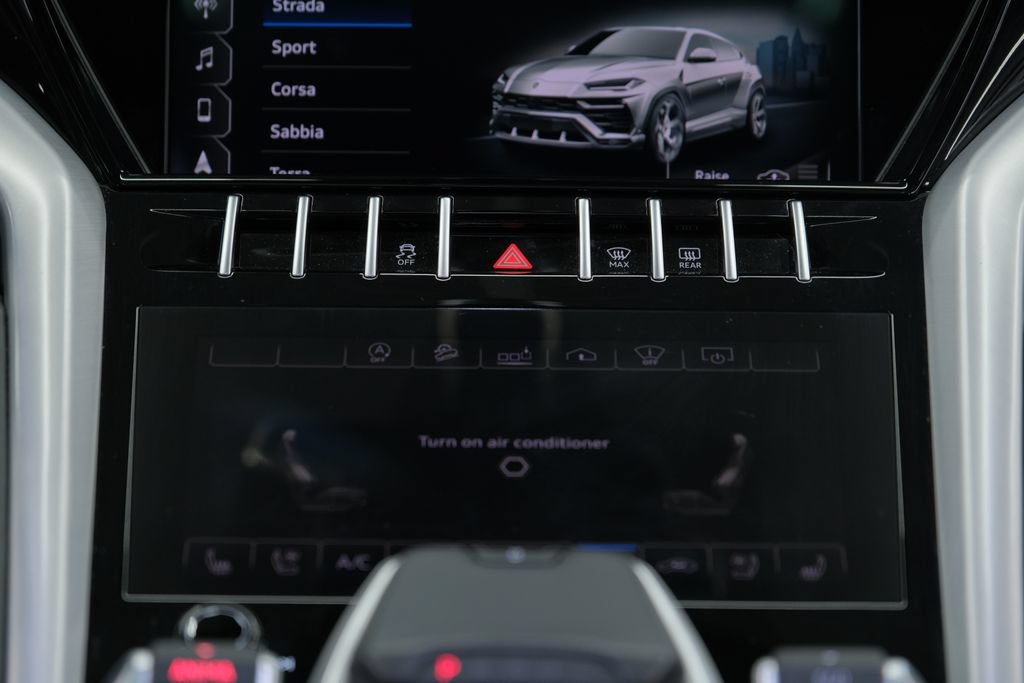Used 2021 Lamborghini Urus AWD/4WD image 65