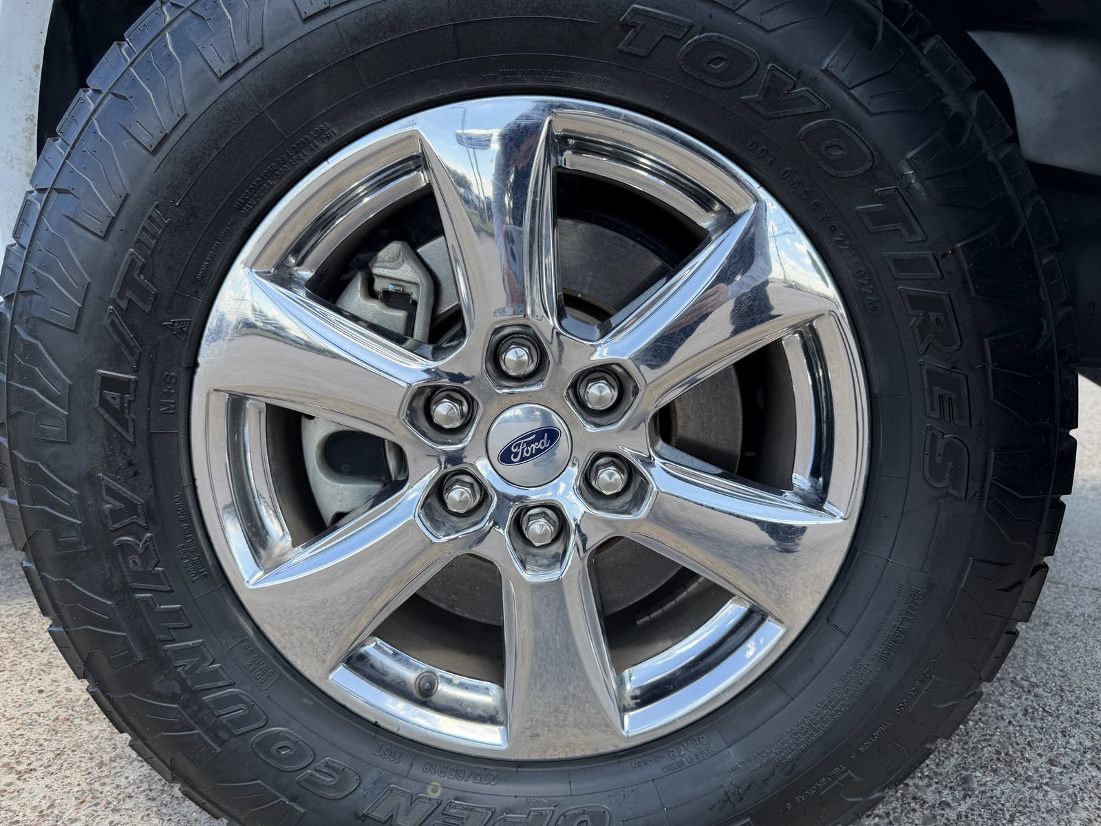 Used 2019 Ford F150 Lariat w/ Equipment Group 502A Luxury AWD/4WD image 10