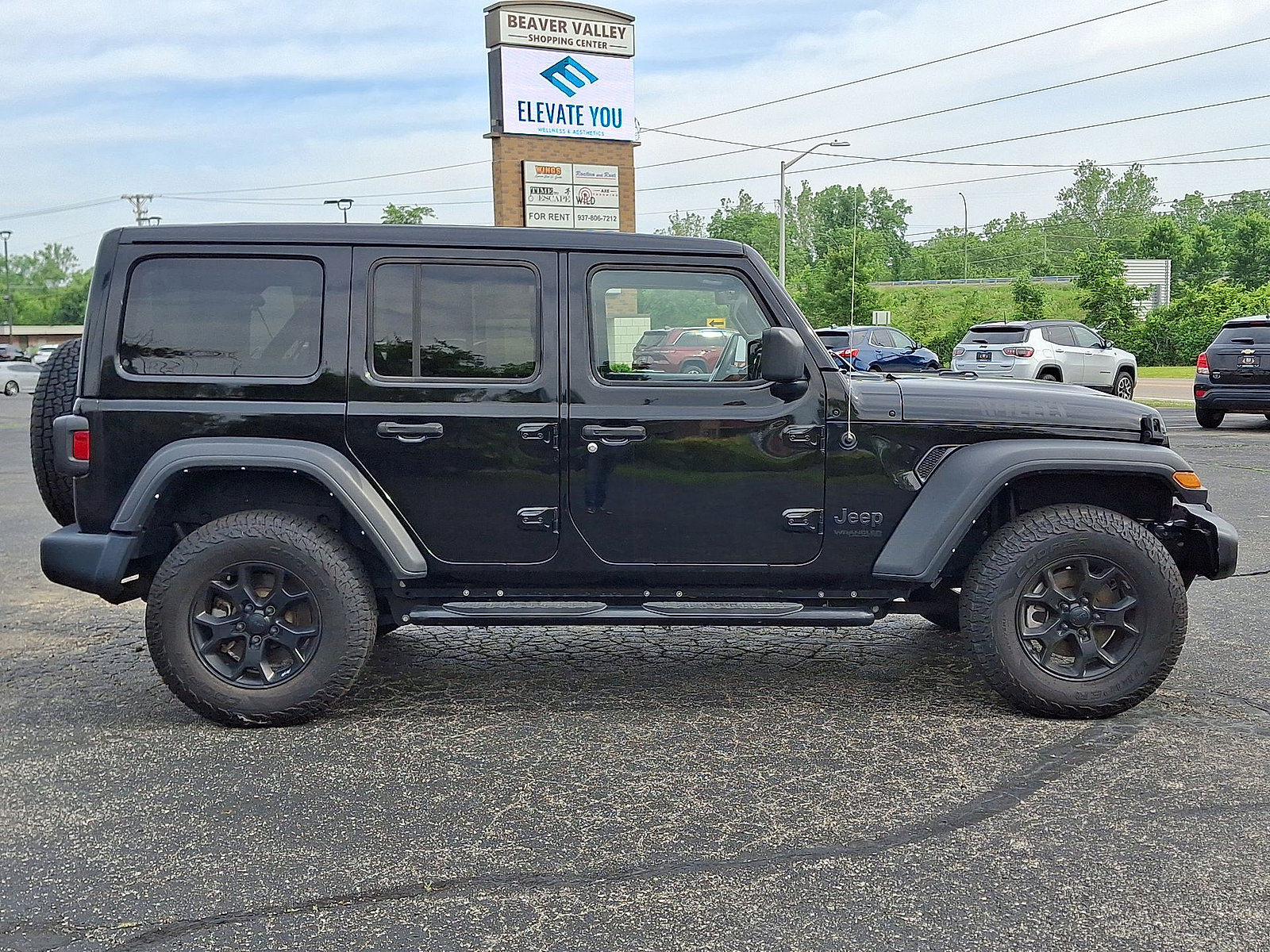 Used 2022 Jeep Wrangler Unlimited Sport AWD/4WD image 25