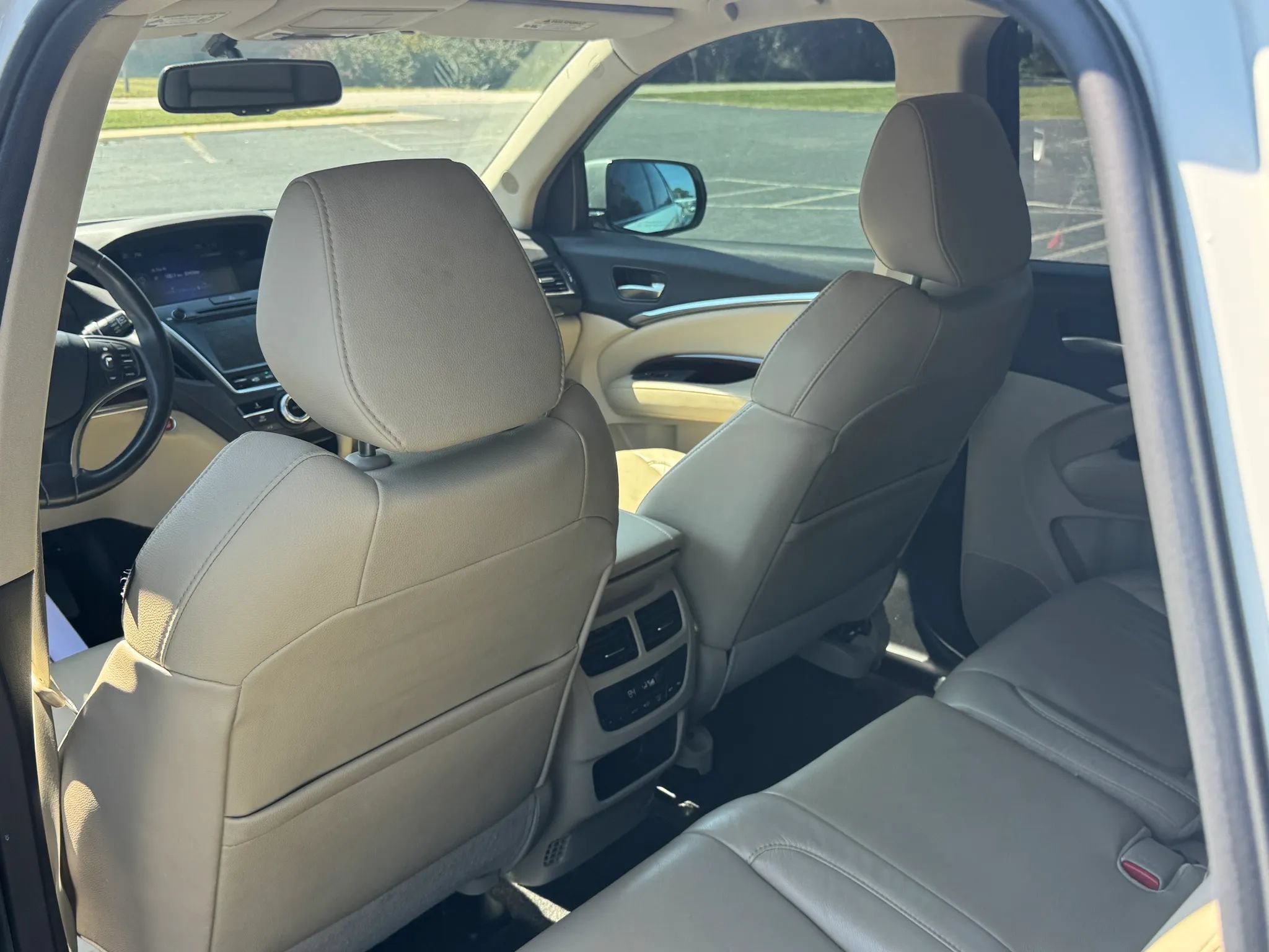 Used 2014 Acura MDX FWD image 16