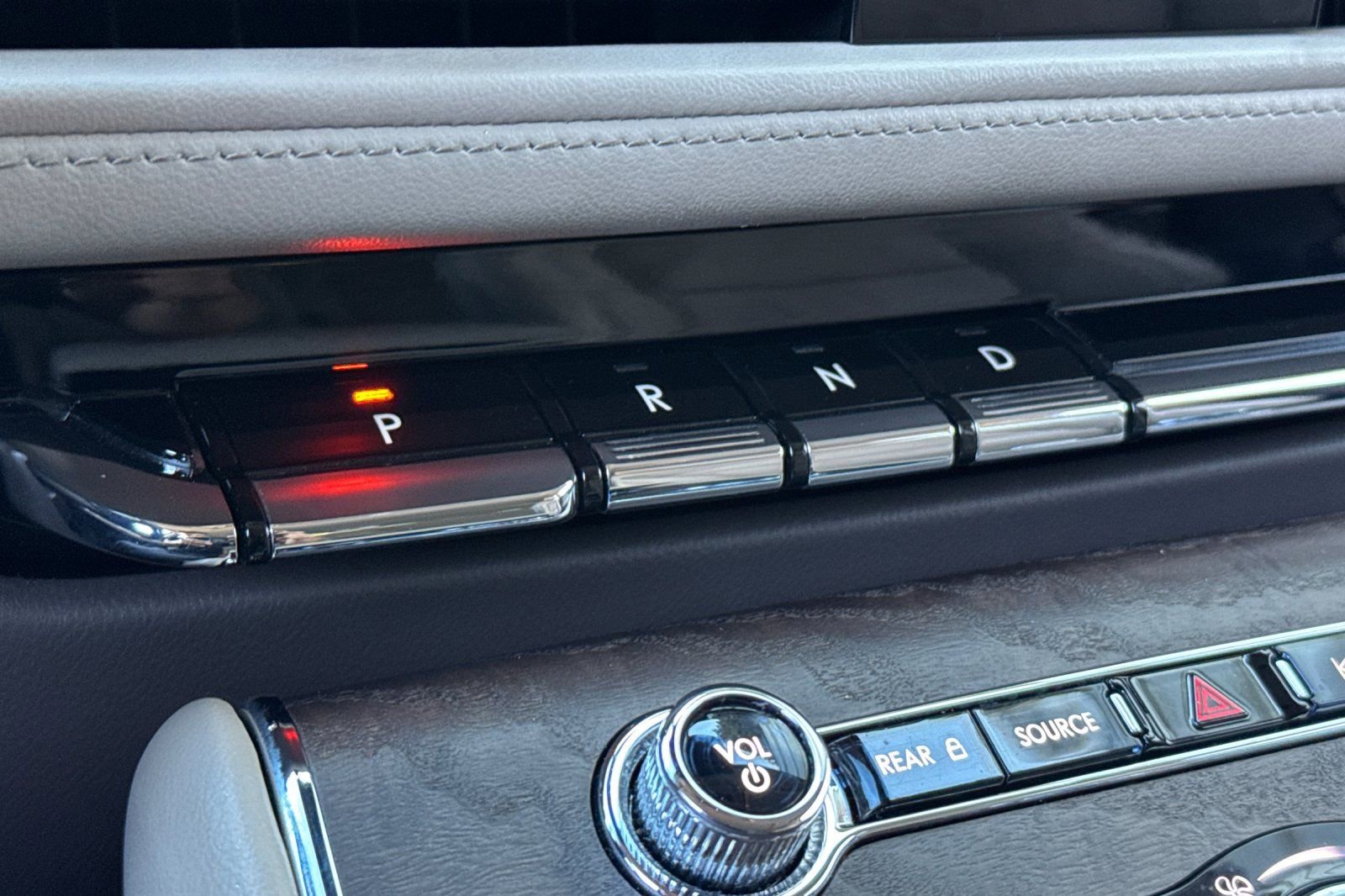 Certified 2020 Lincoln Aviator Reserve w/ Equipment Group 201A image 21