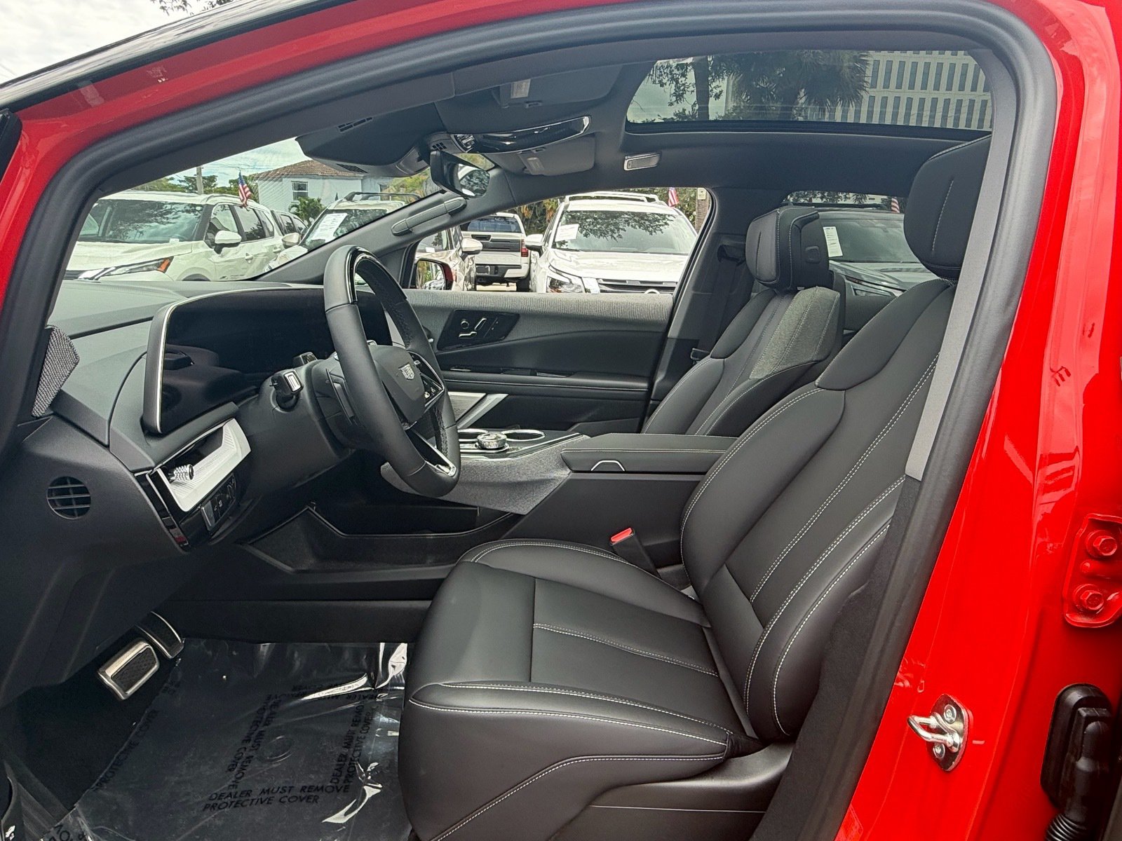 Used 2026 Cadillac Optiq Sport 1 RWD image 9