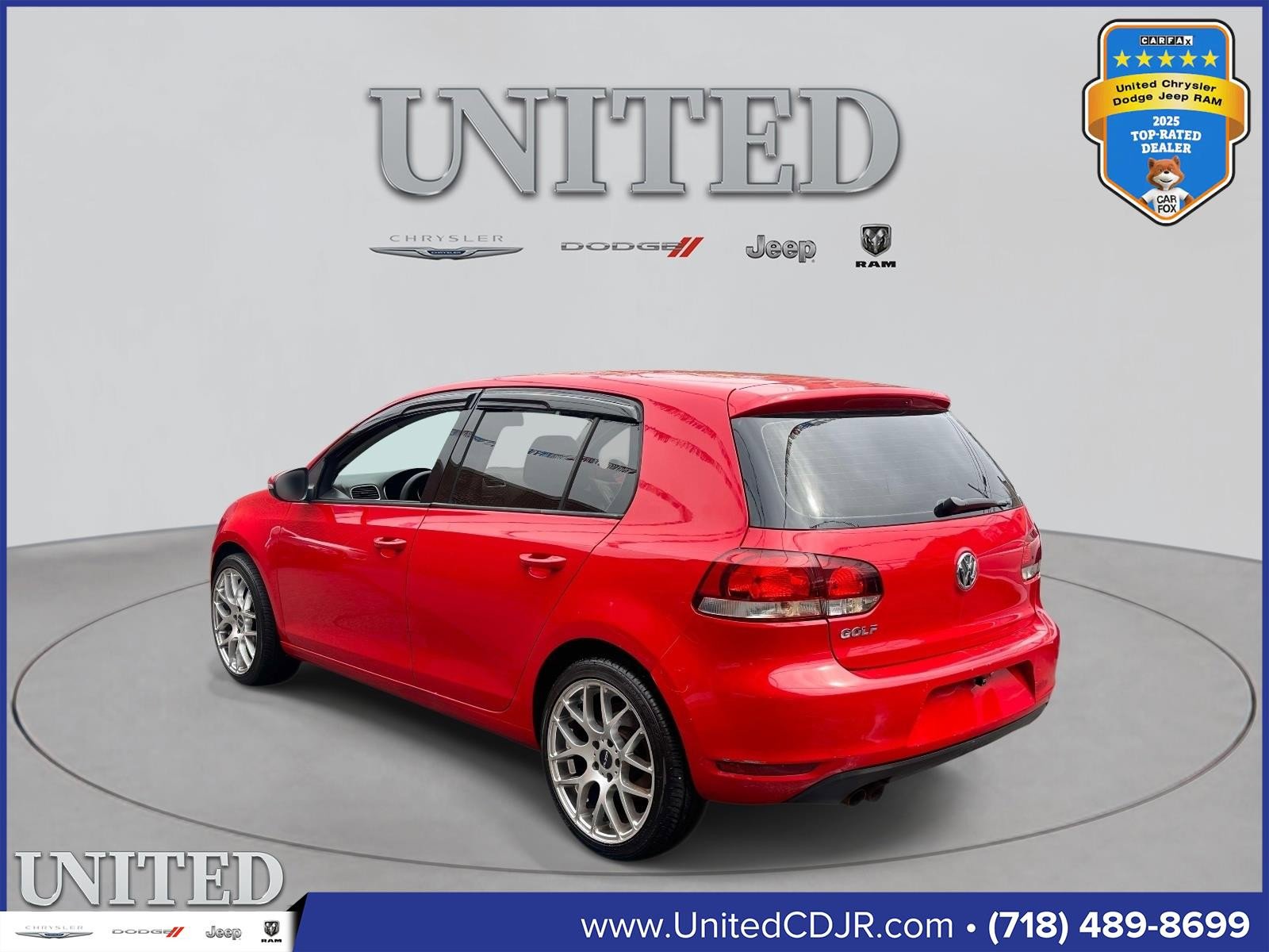 Used 2012 Volkswagen Golf 4-Door image 6