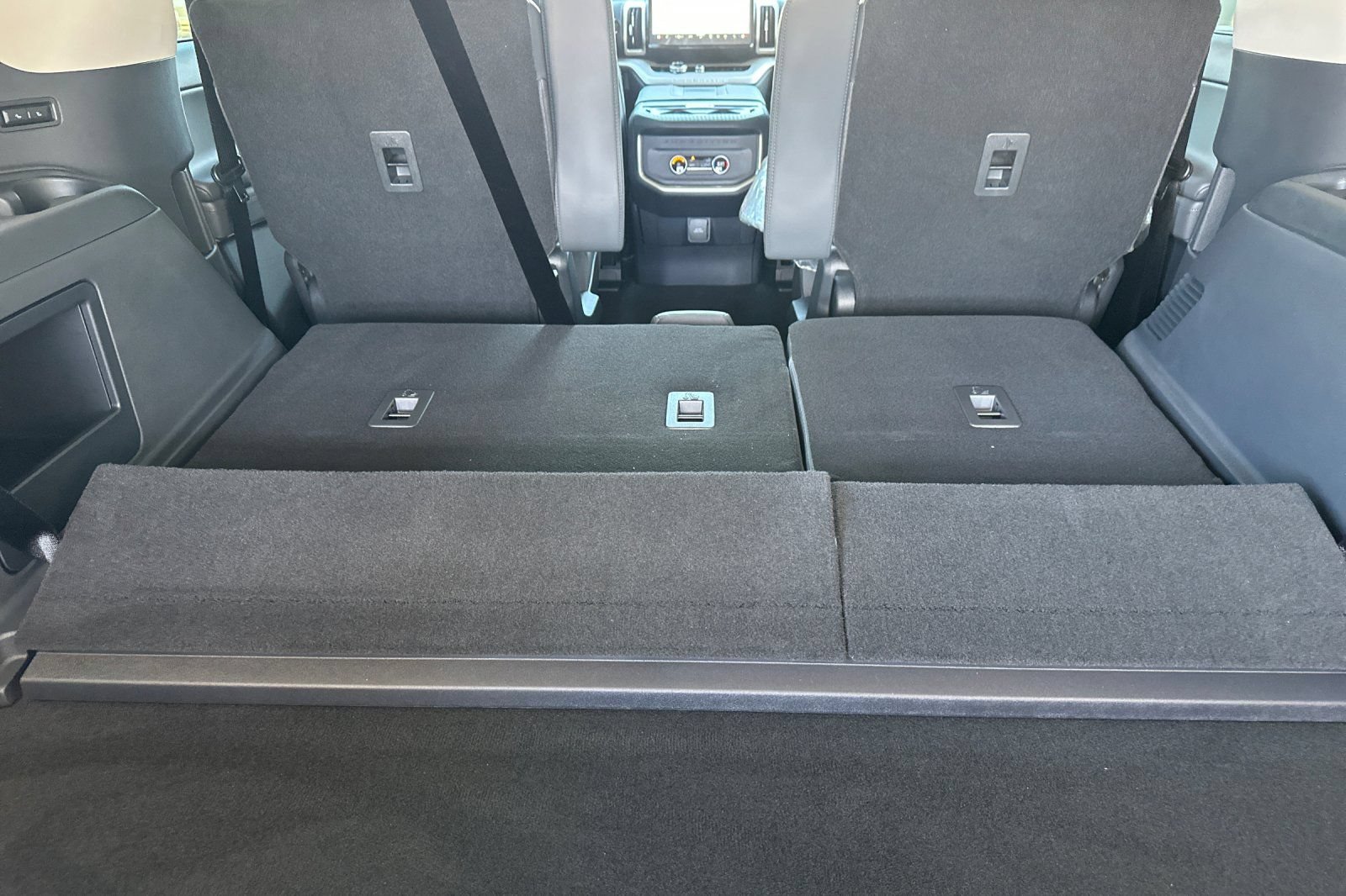 New 2027 Ford Expedition Active RWD image 16