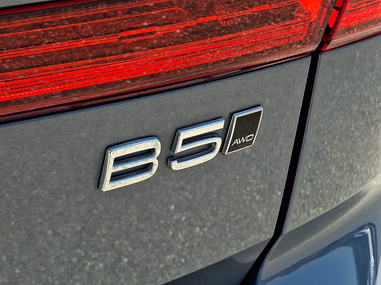 Certified 2024 Volvo XC60 B5 Core w/ Protection Package Premier AWD/4WD image 33