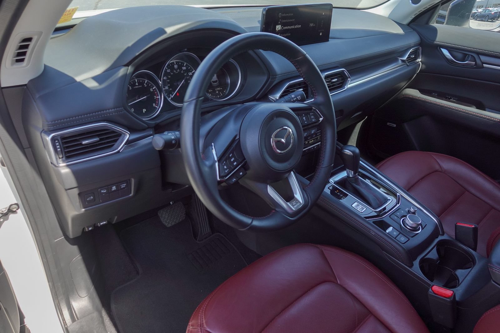 Certified 2025 MAZDA CX-5 Carbon Edition AWD/4WD image 11