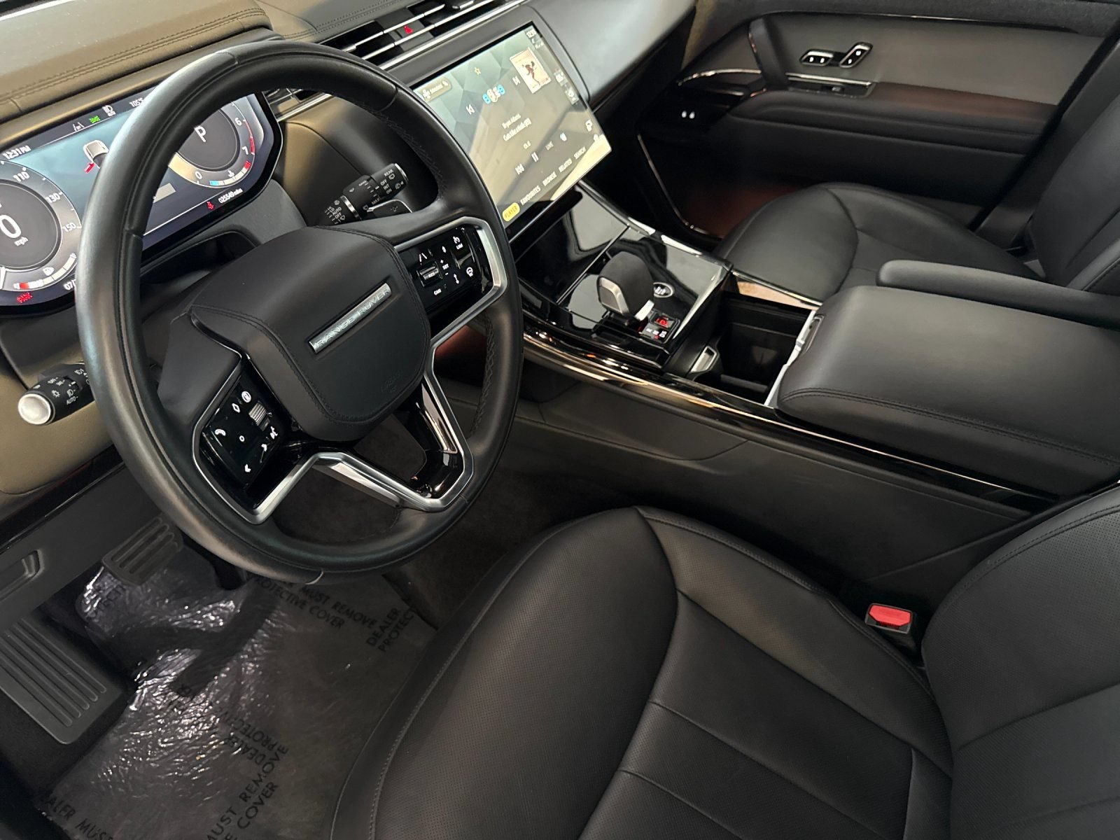Used 2025 Land Rover Range Rover Sport SE AWD/4WD image 10