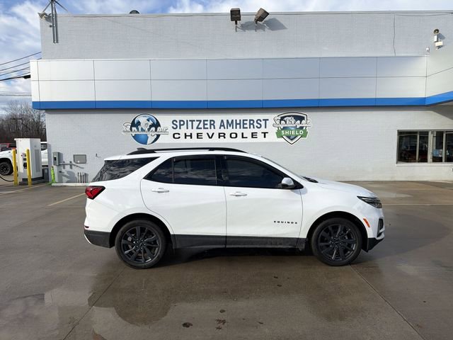 Certified 2022 Chevrolet Equinox RS w/ Infotainment Package image 11