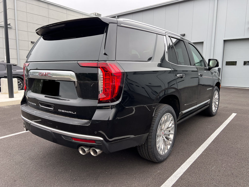 Used 2023 GMC Yukon Denali AWD/4WD image 5