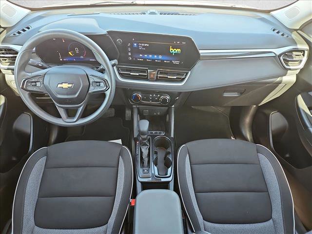 Used 2025 Chevrolet TrailBlazer LT image 16