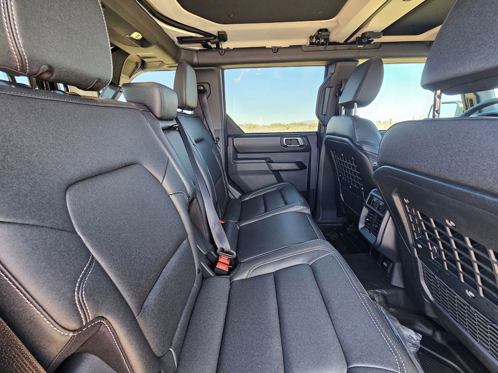 New 2025 Ford Bronco Badlands AWD/4WD image 32