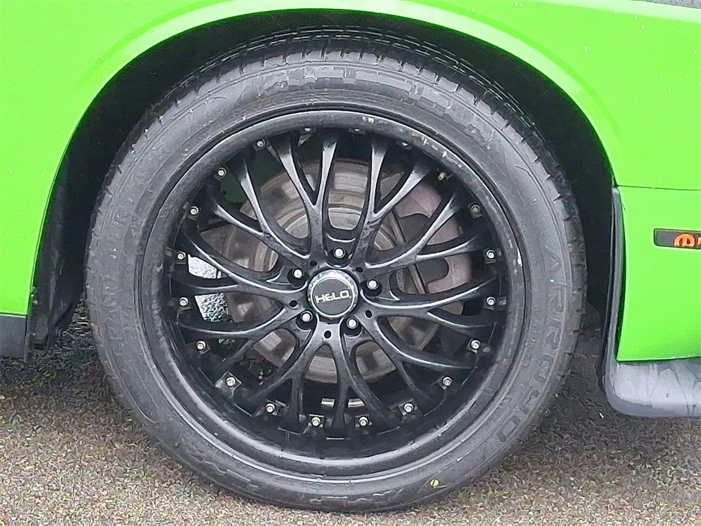 Used 2017 Dodge Challenger GT image 8