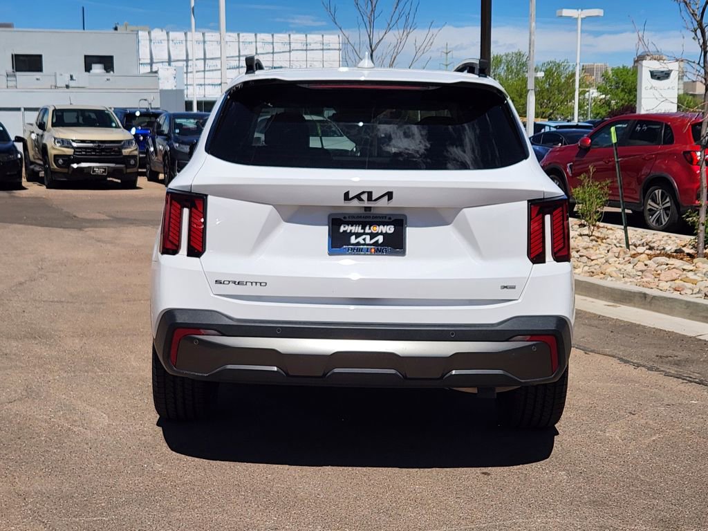Used 2025 Kia Sorento SX image 6