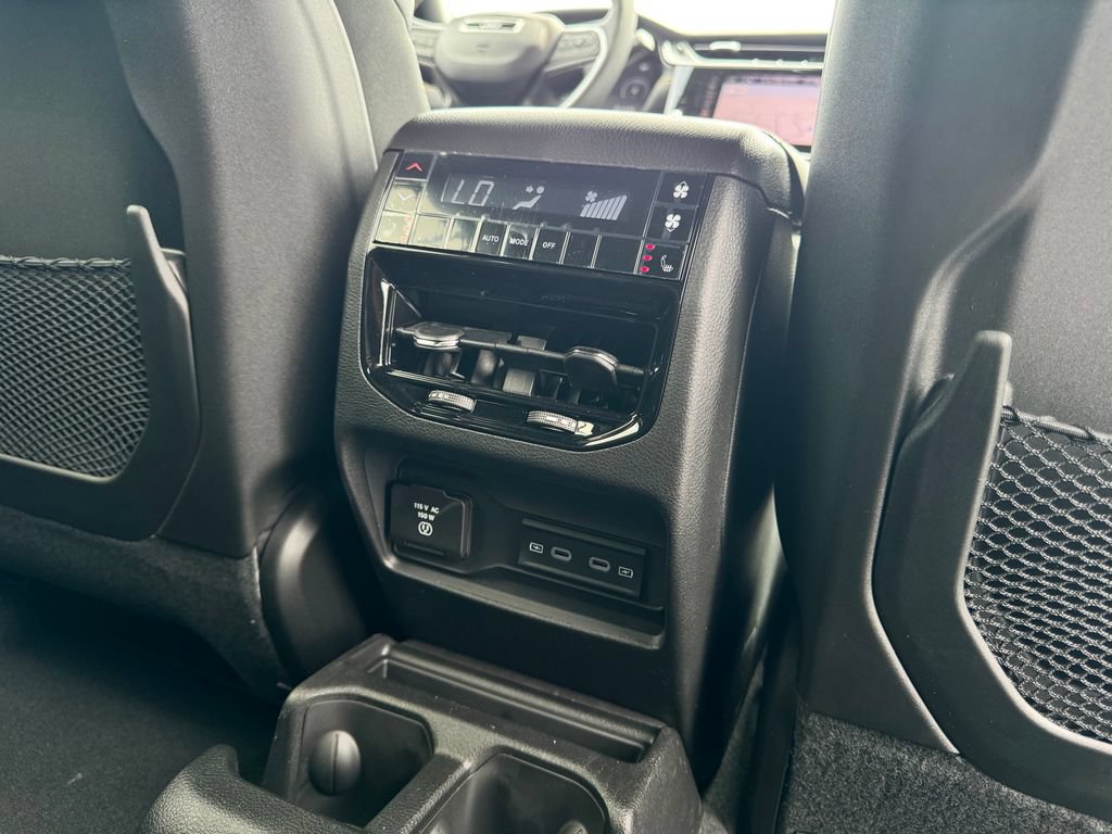 New 2026 Jeep Grand Cherokee L Limited AWD/4WD image 13