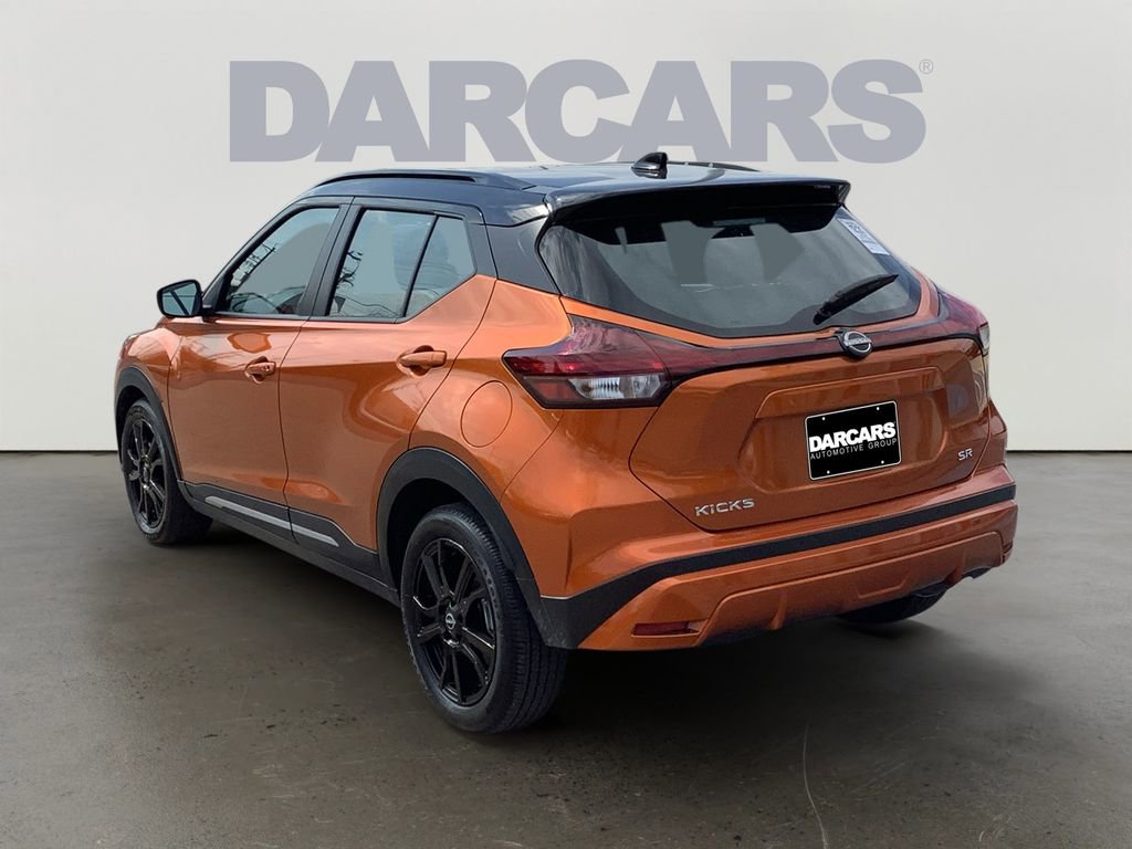 Used 2024 Nissan Kicks SR image 5