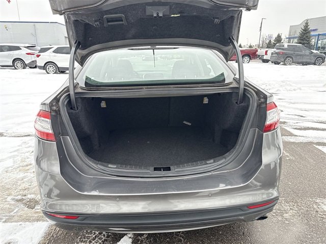 Used 2014 Ford Fusion SE w/ Equipment Group 202A image 16